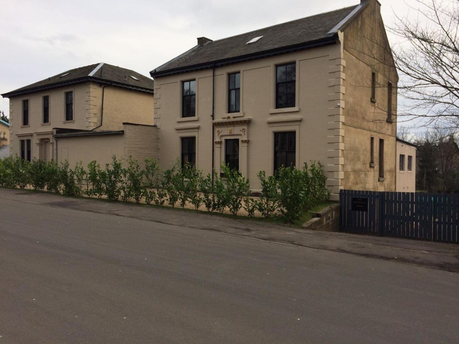 Crosshill House - Image 1